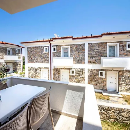 Peaceful Stone House Close To Beach With Backyard In Datca Apartment *