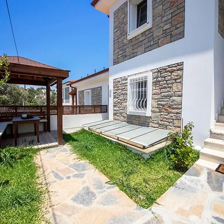 Apartment Peaceful Stone House Close To Beach With Backyard In Datca